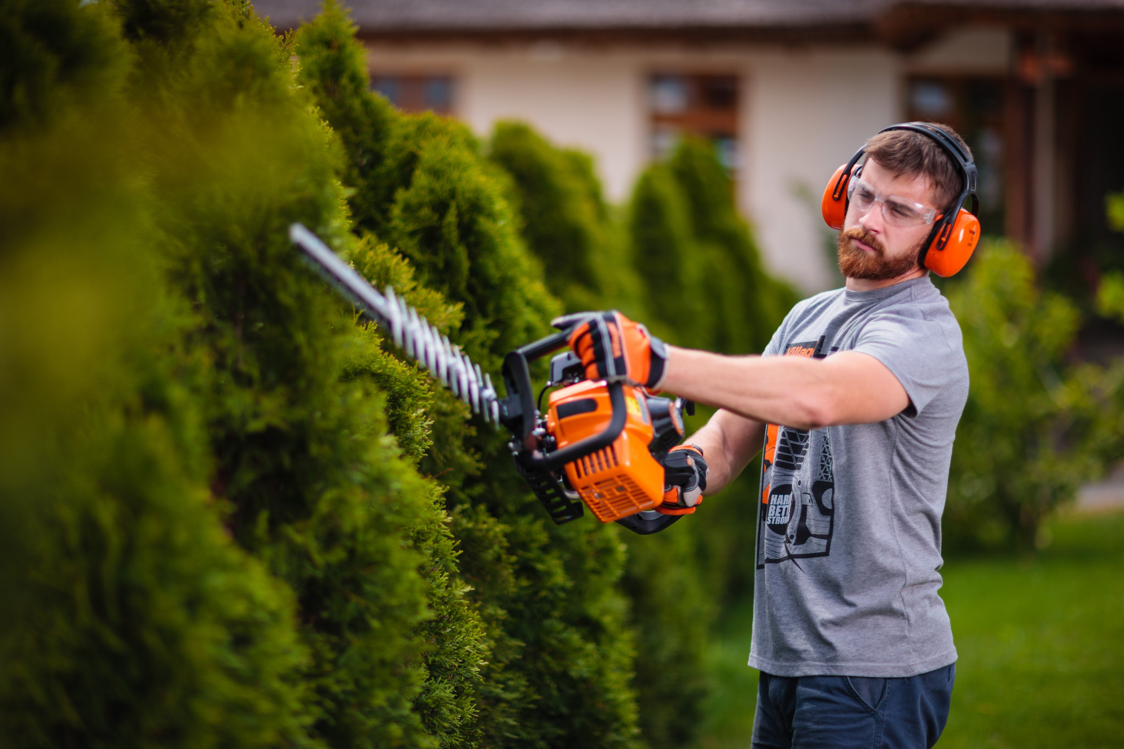 VHPT 27 E petrol hedge trimmer