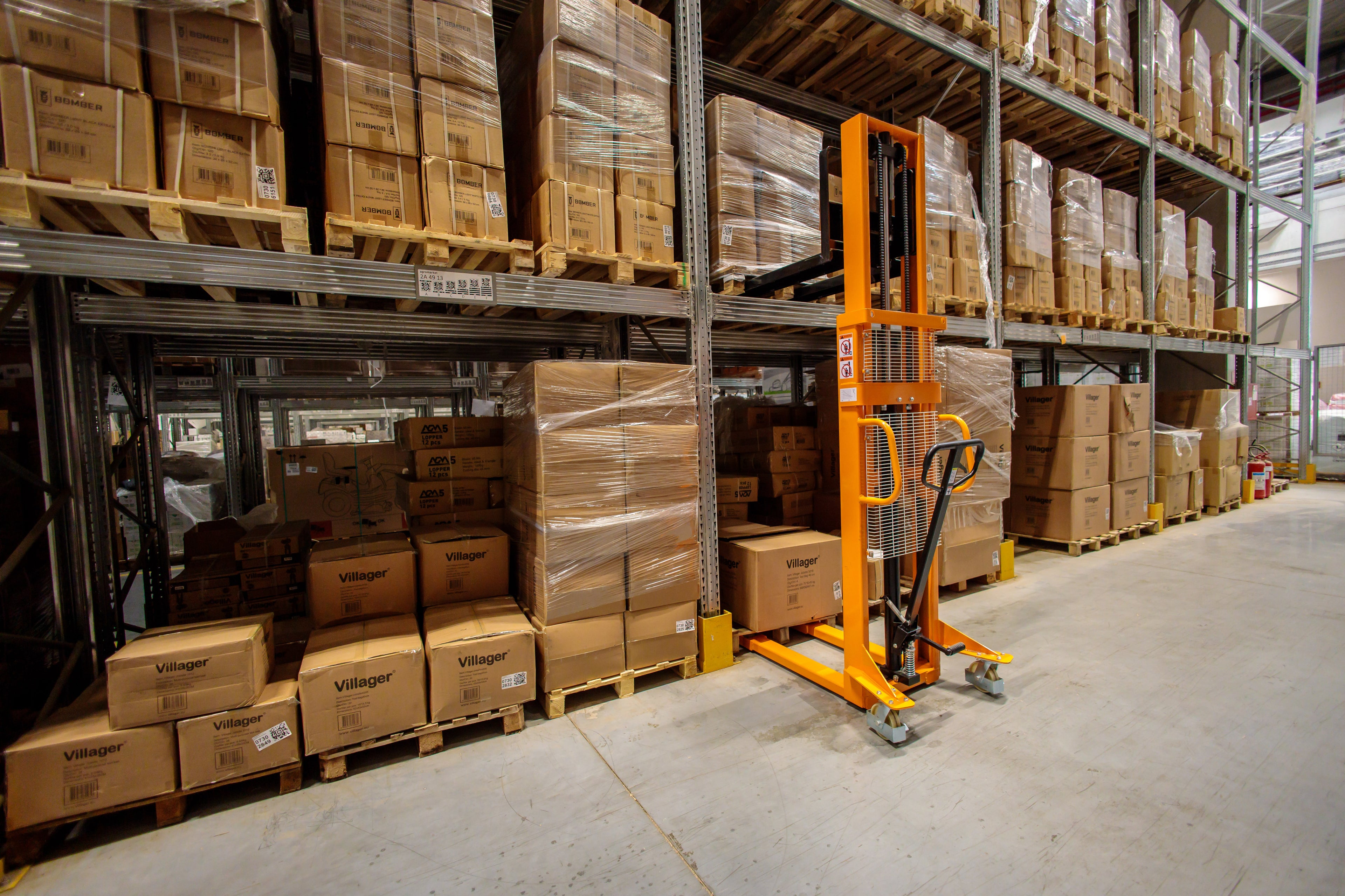 VSM 2500 Manual stacking transpallet