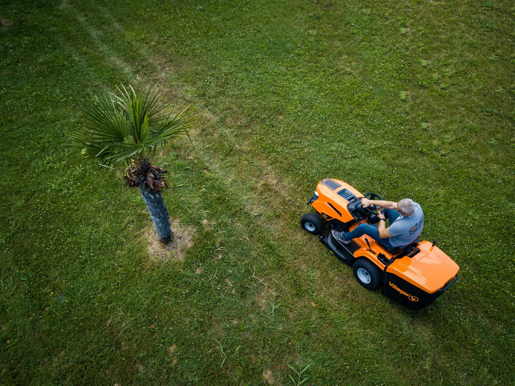 VT 848 lawn tractor