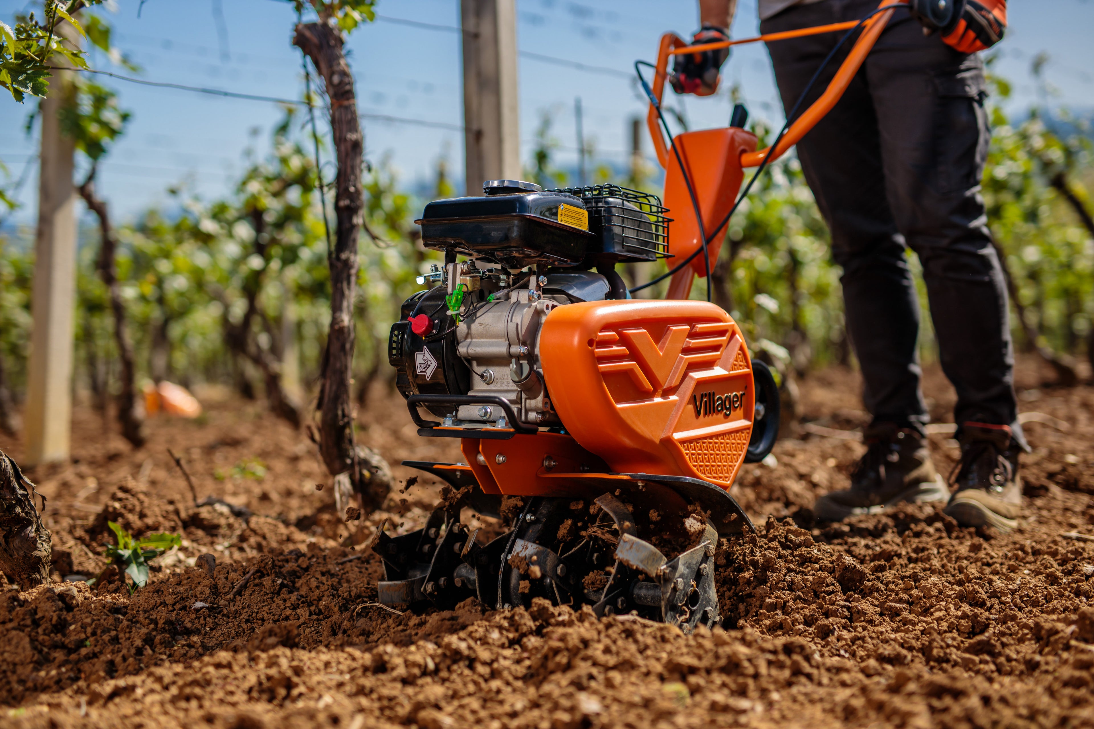 VTB 4310 V tiller